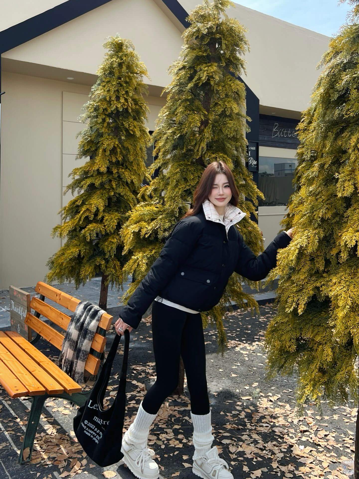 Loro Piana Cropped Puffer Women’s Down Jacket – Black - Image 13