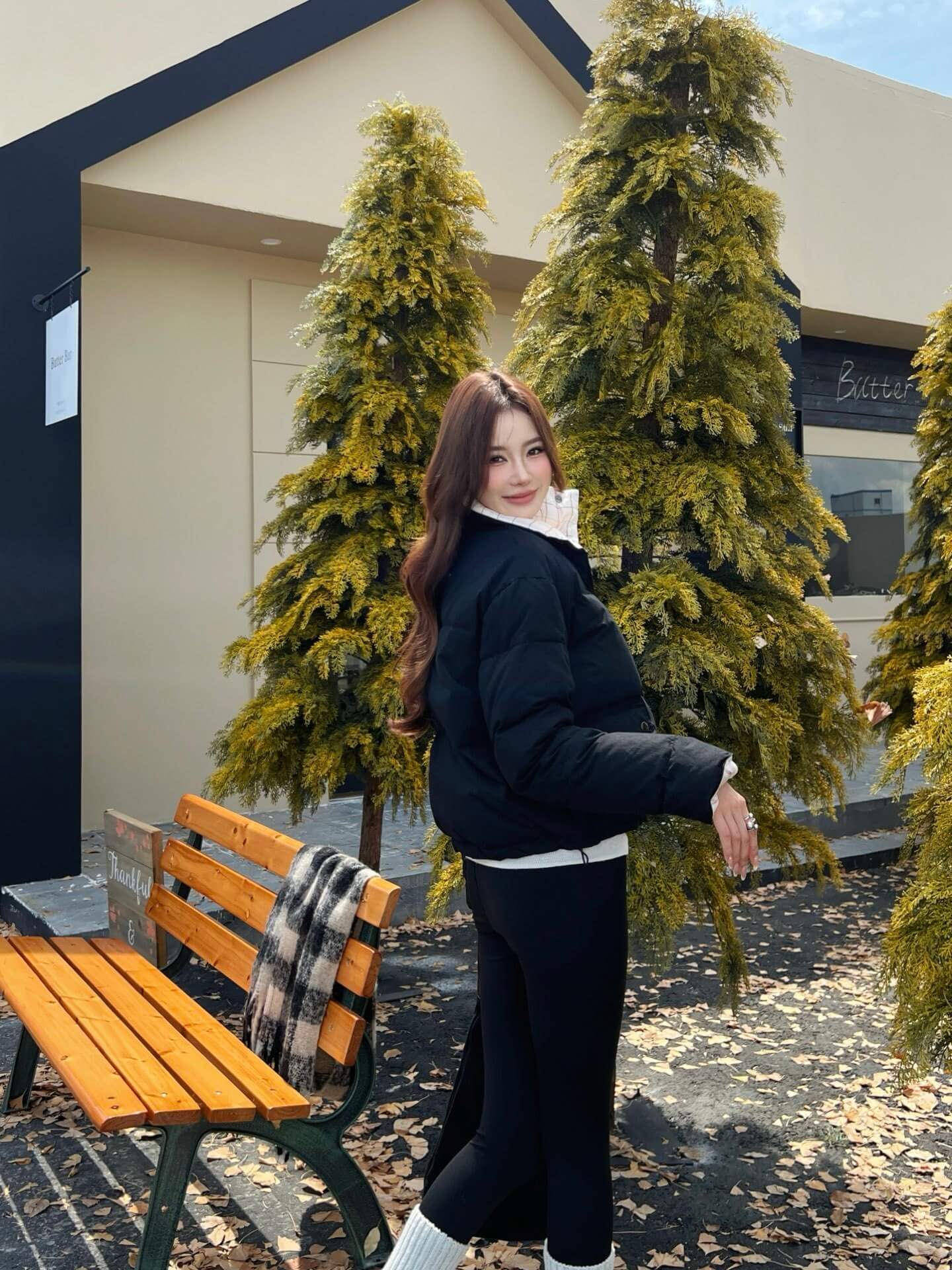 Loro Piana Cropped Puffer Women’s Down Jacket – Black - Image 10