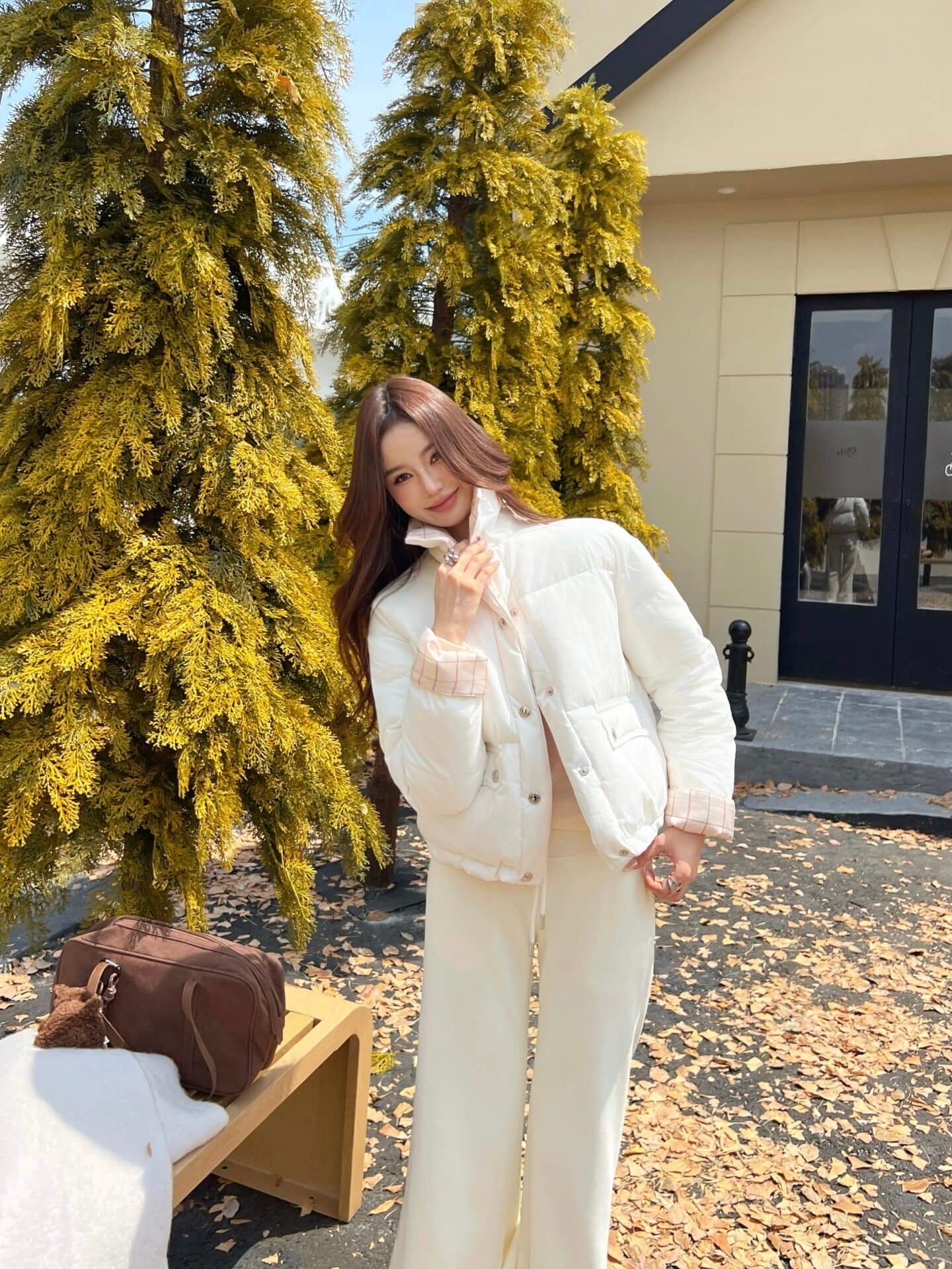 Loro Piana Jiama Cropped Puffer Women’s Down Jacket – White - Image 10