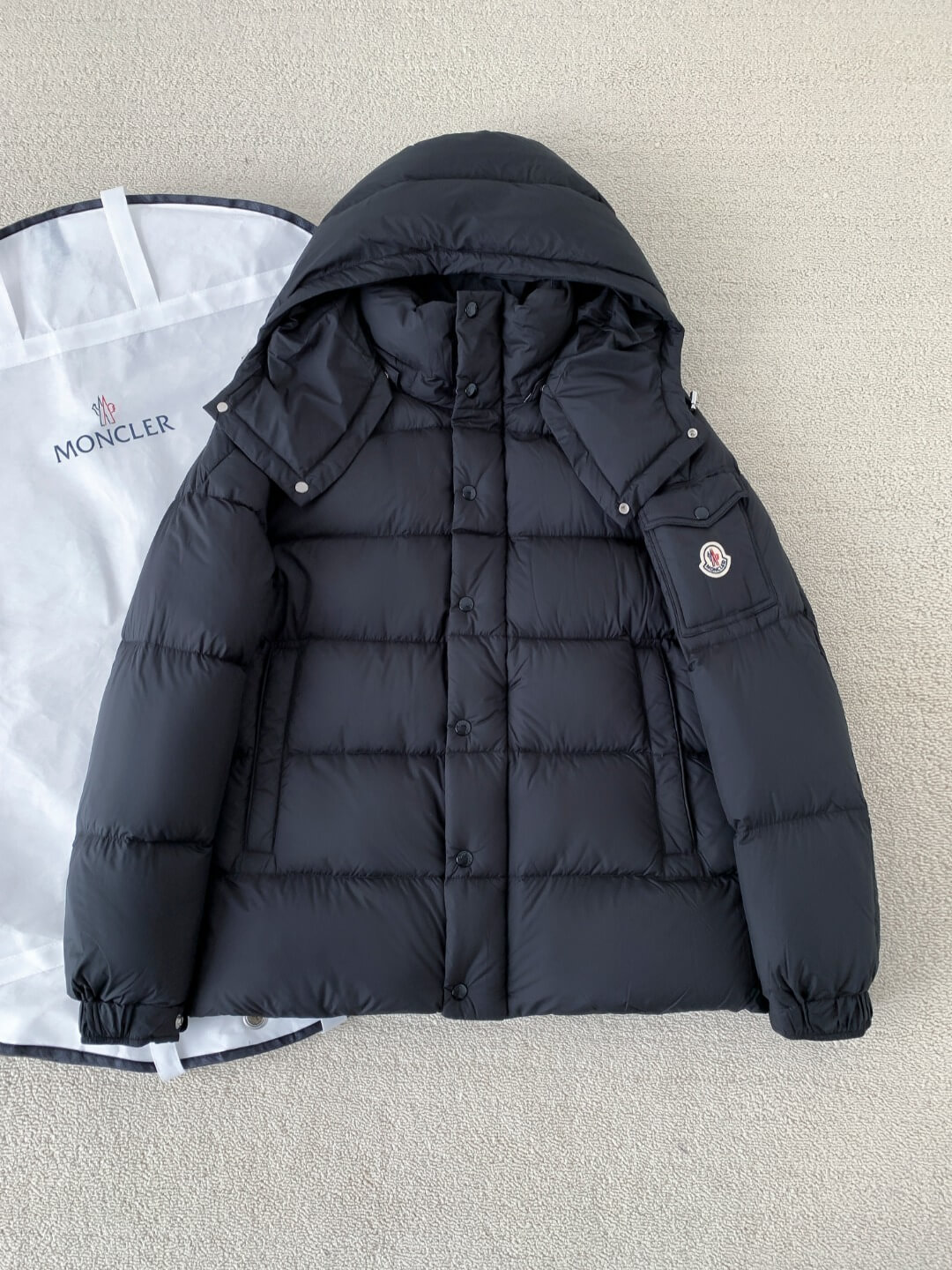 Moncler Maya 70 Hooded Short Down Jacket – Black