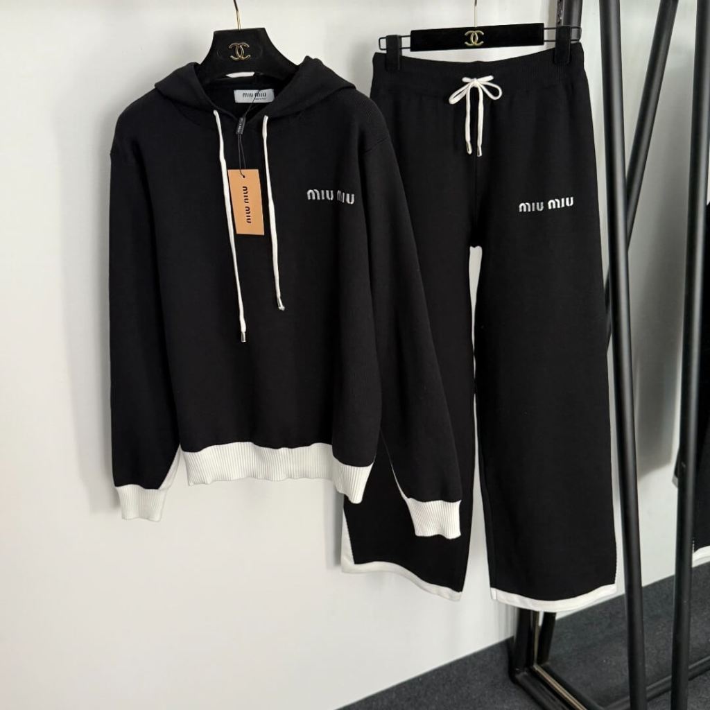 Miu Miu Intarsia-Logo Knit Hoodie & Pants Set – Black