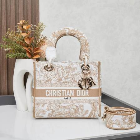 Christian Dior Lady D-Lite Bag – Embroidered “Dior Tigers”