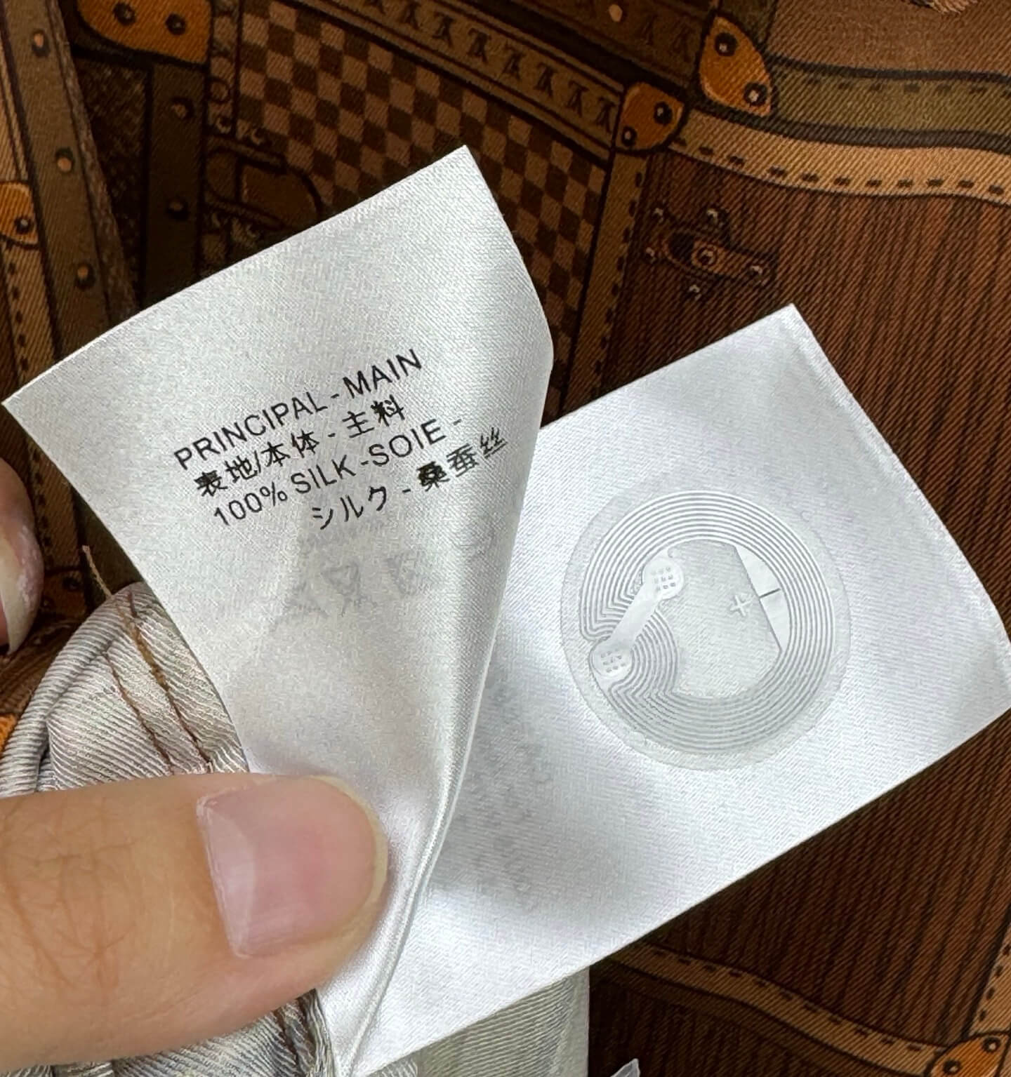 Louis Vuitton Luggage Print Silk Shirt Dress – Warm Brown - Image 7