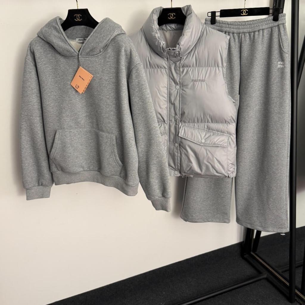 Miu Miu Logo-Embroidered Casual Set – Suede Yoke Padded Jacket