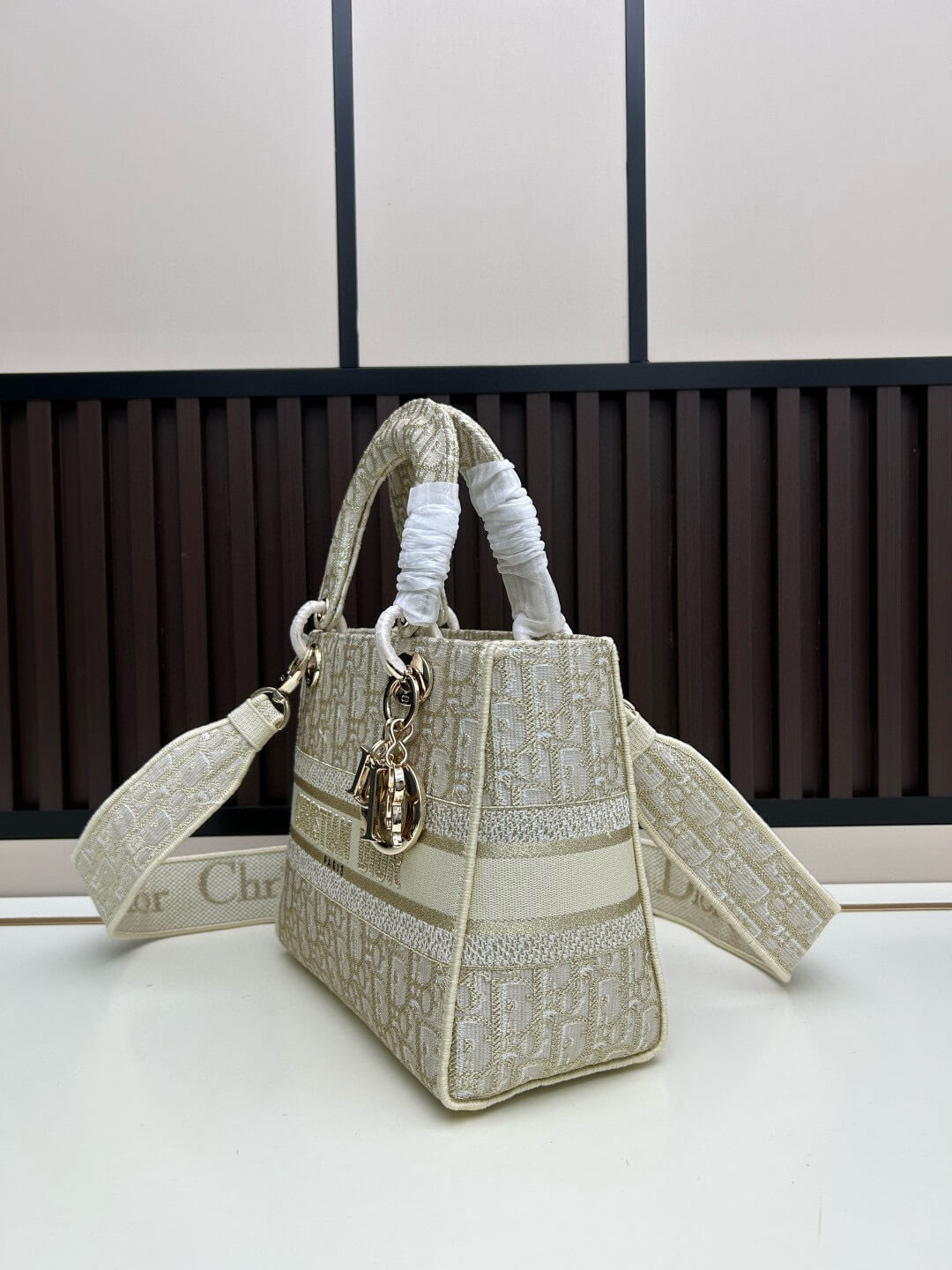 Christian Dior Lady D-Lite Bag – Beige Embroidered Canvas - Image 4
