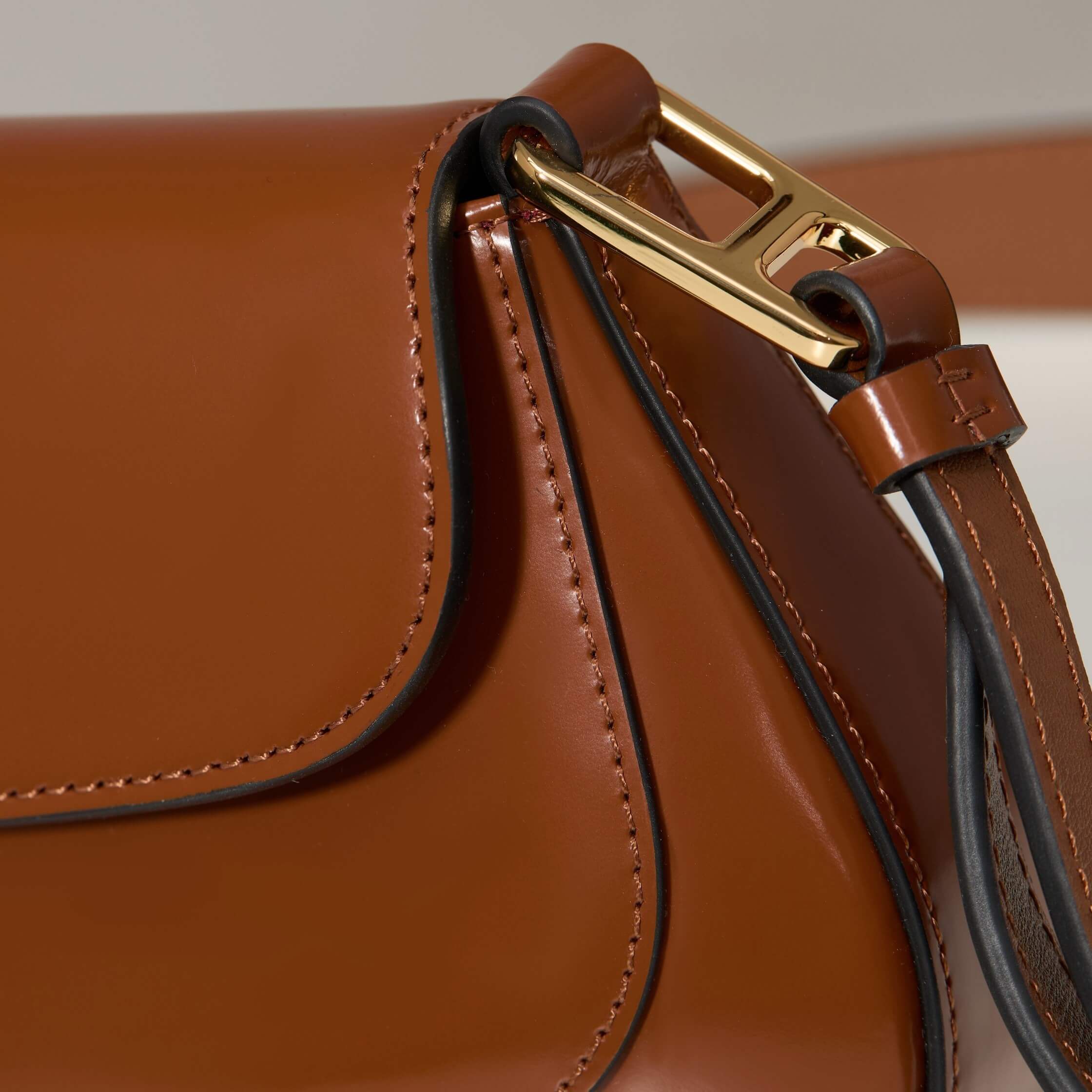 Prada Arqué Leather Shoulder Bag with Flap - Image 6