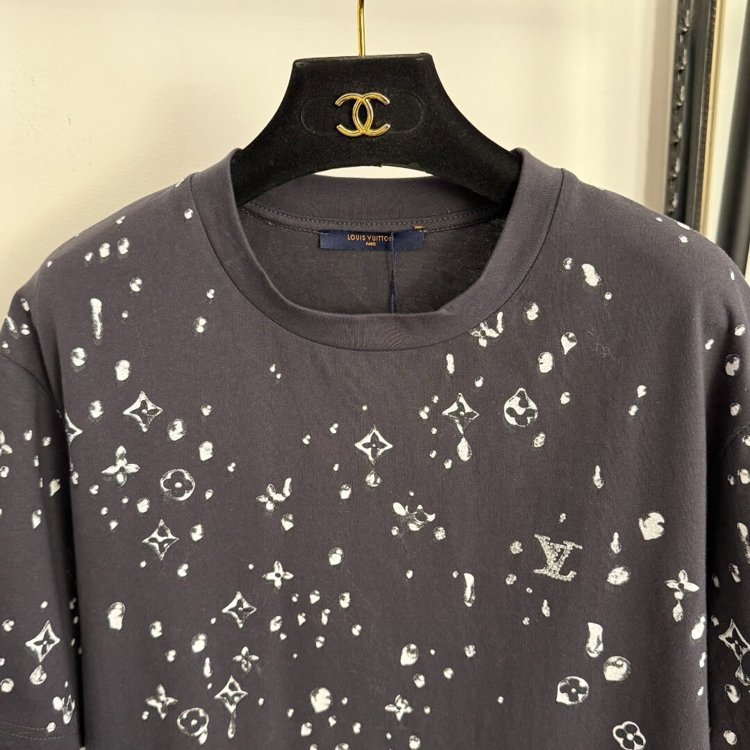 Louis Vuitton Monogram Bleached Cotton T-Shirt – Dark Grey - Image 3