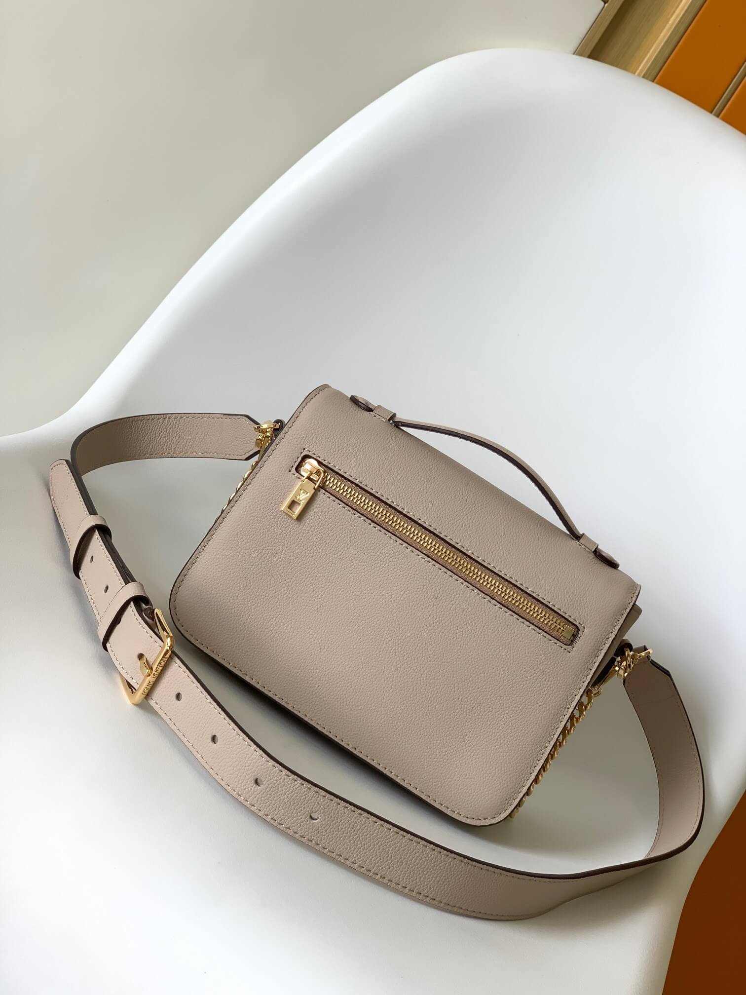 Louis Vuitton Lockmeto Chain Bag in Greige Grained Calfskin Leather - Image 8