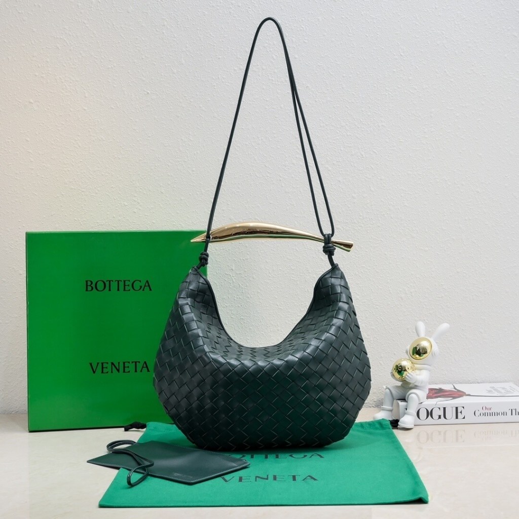 Bottega Veneta Mini Sardine Intrecciato Leather Crossbody Bag – Black