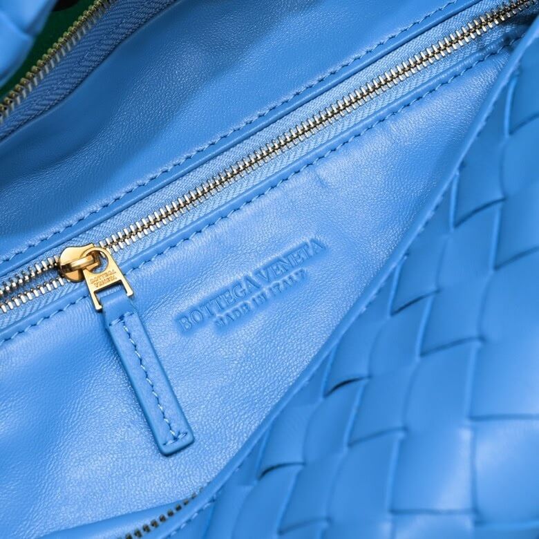 Bottega Veneta Teen Jodie Shoulder Bag in Sky Blue Intrecciato Woven Leather - Image 9