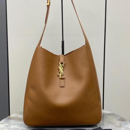 Saint Laurent LE 5 À 7 Large Supple Hobo Bag in Grained Leather – Brown