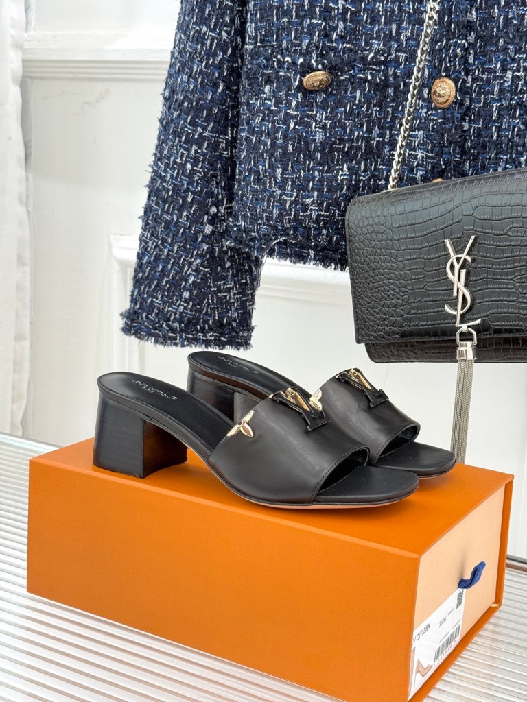 Louis Vuitton Black Calf Leather LV Mare Mules