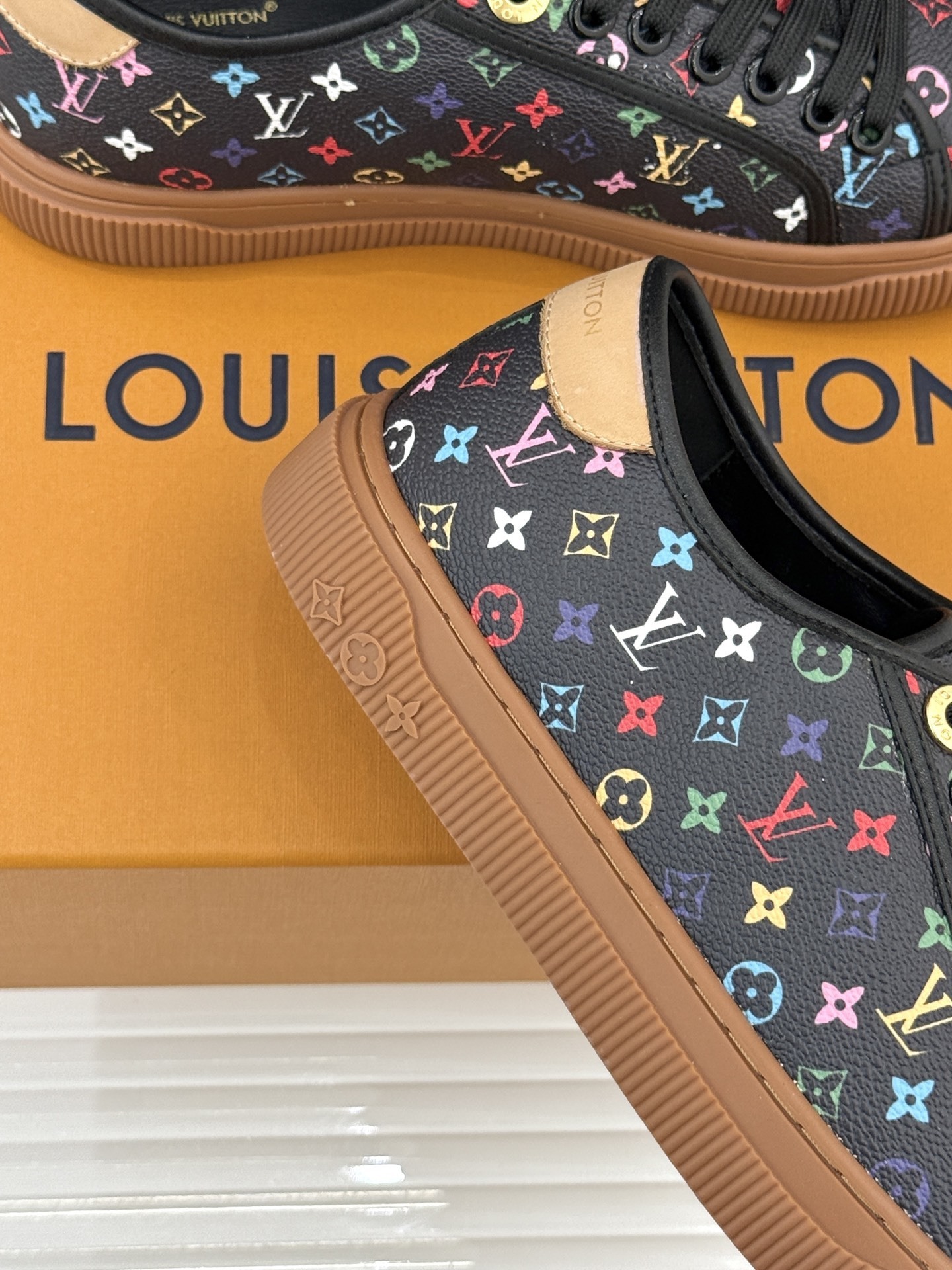 Louis Vuitton x Takashi Murakami Black Multicolor Monogram Low-Top Sneaker - Image 5