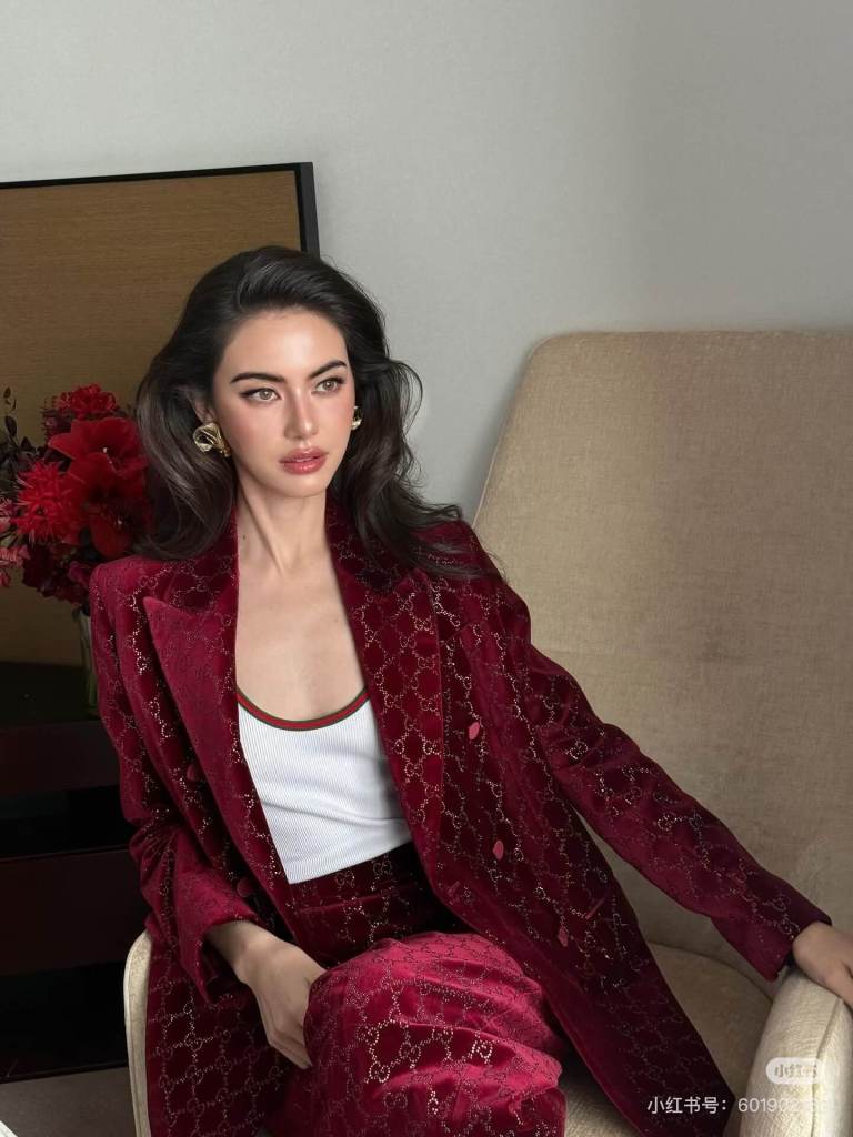 Gucci GG Monogram Crystal Embellished Velvet Blazer & Trousers Suit Set – Burgundy Red