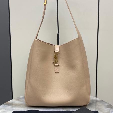 Saint Laurent LE 5 À 7 Large Supple Hobo Bag in Grained Leather – Beige