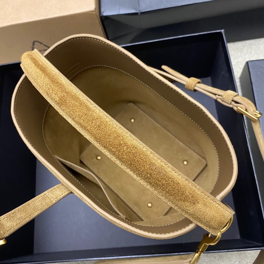 Saint Laurent LE 5 À 7 Bea Small Supple Hobo Bag in Cinnamon Suede & Leather - Image 3