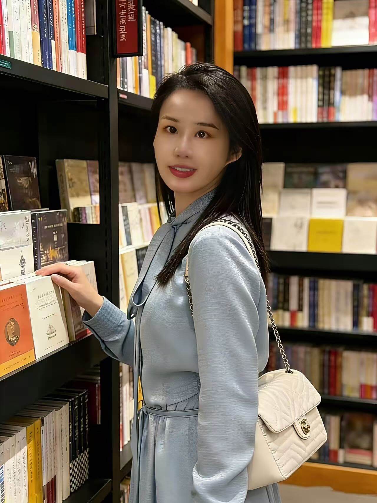 Gucci GG Monogram Silk Jacquard Pussy-Bow Mini Dress in Light Blue - Image 8