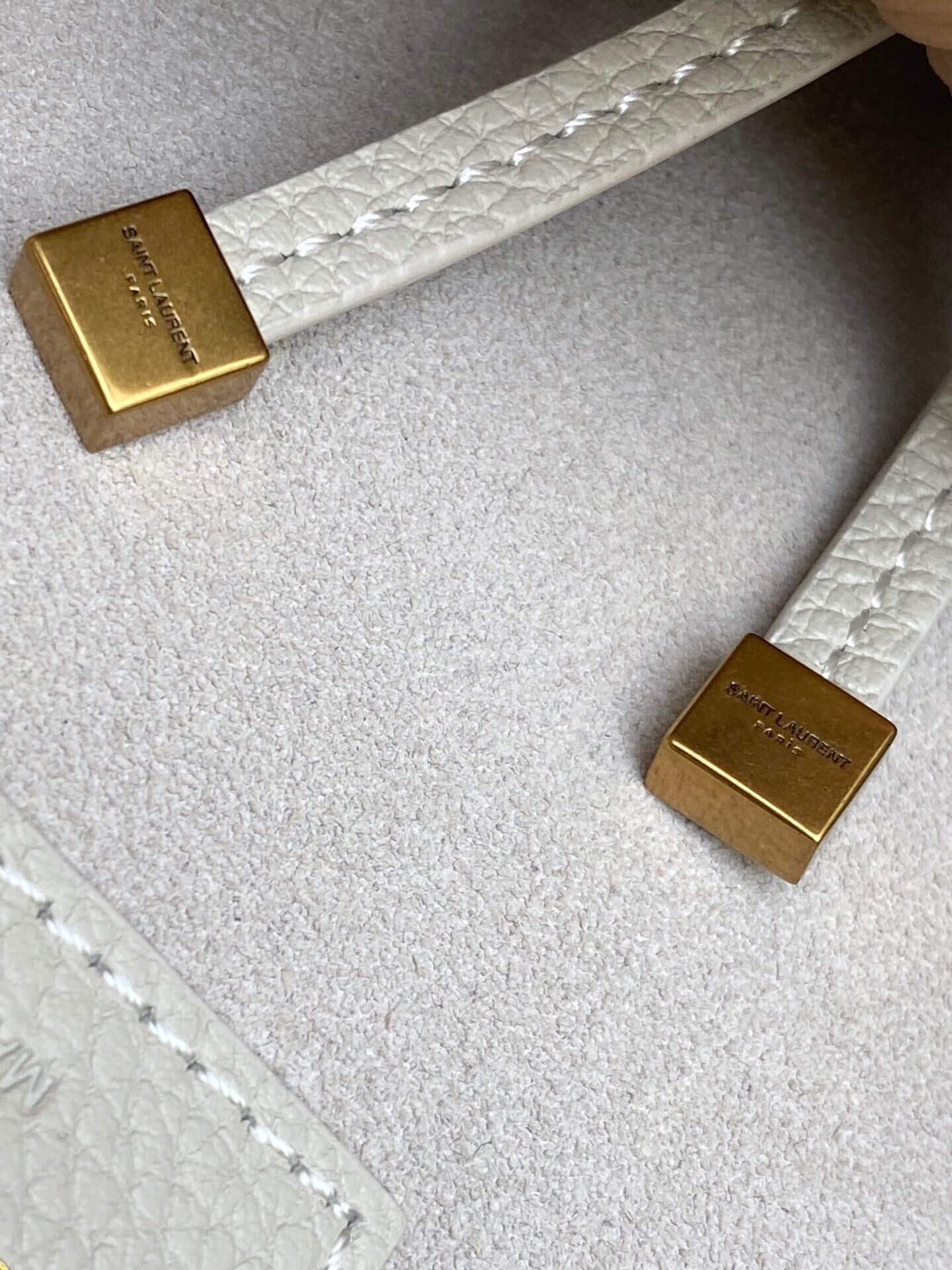 Saint Laurent LE 5 À 7 Large Soft Hobo Bag – Grained Leather in Ivory - Image 3