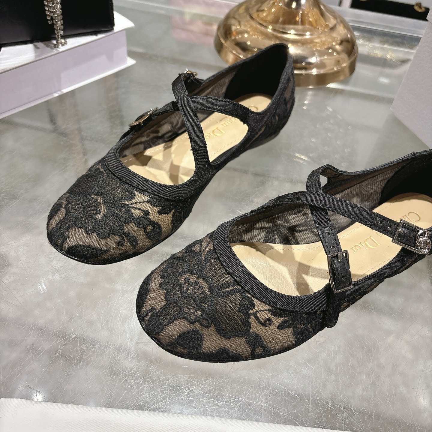 Christian Dior Black Lace Ballet Flats - Image 8