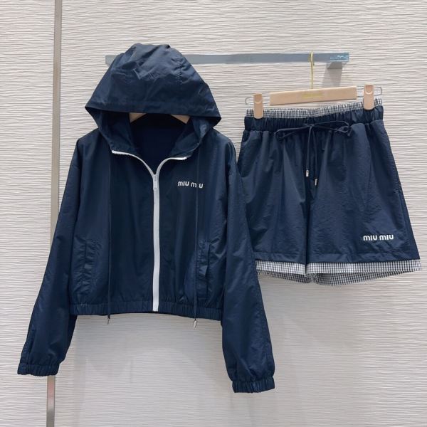 Miu Miu Logo-Print Hooded Nylon Windbreaker and Gingham-Trimmed Shorts Two-Piece Set – Navy Blue