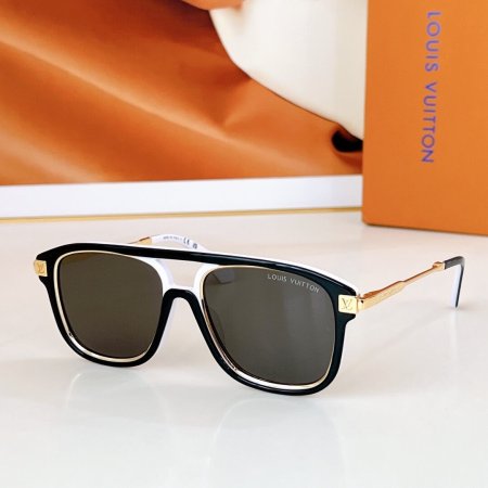 Louis Vuitton LV Legacy Pilot Sunglasses – Black, White & Gold