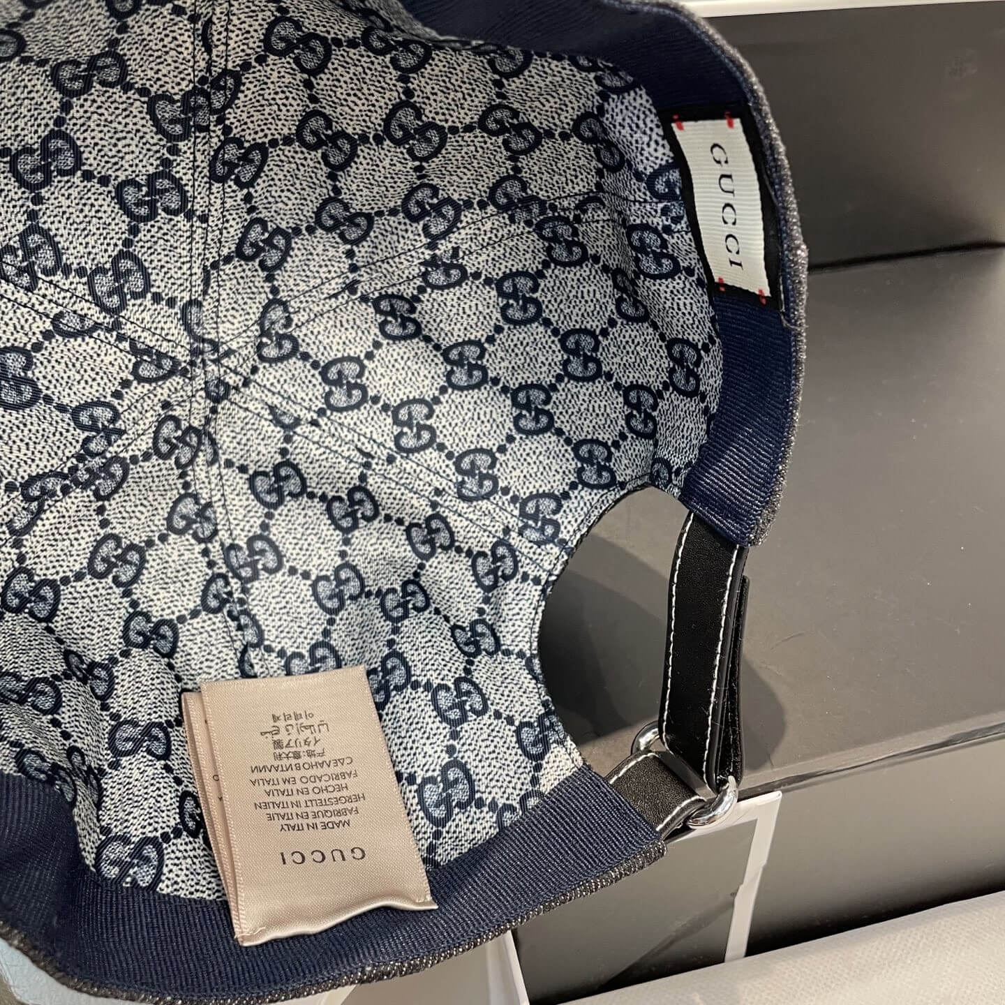 Gucci Reversible GG Denim Bucket Hat – Dark Blue & Monogram - Image 4