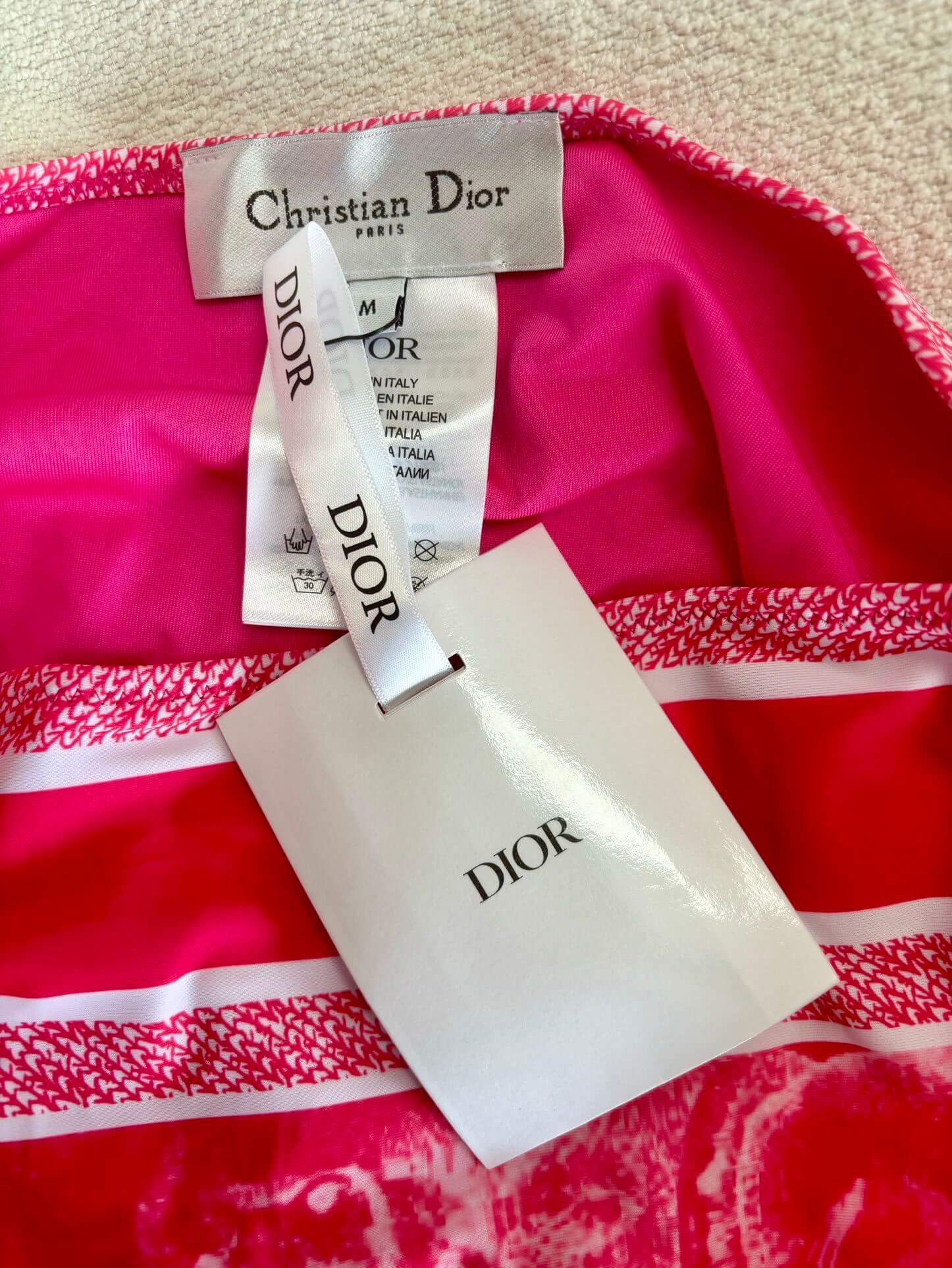 Christian Dior Pink Toile de Jouy Sauvage Bikini Set with Zip Crop Top and High-Waist Bottoms – Pink - Image 7