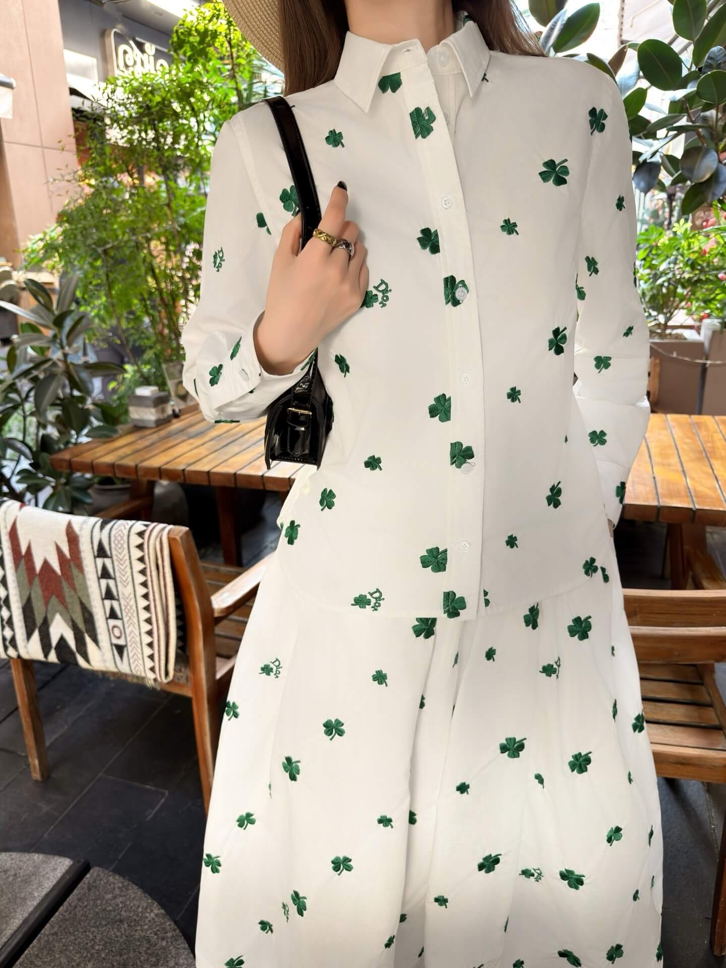 Christian Dior Lucky Clover & Logo Embroidered Cotton Poplin Midi Skirt – White - Image 7