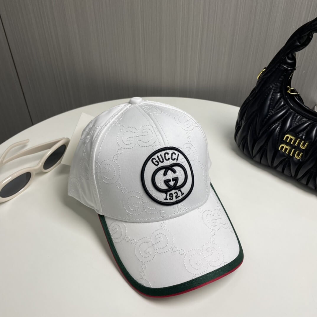 Gucci 1921 Interlocking G Monogram Canvas Baseball Cap – White, Red & Green - Image 5