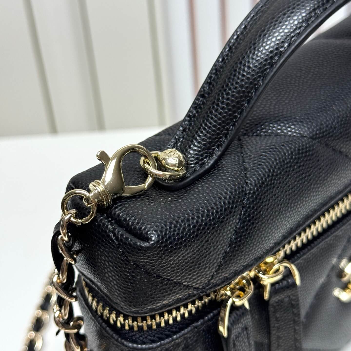 Chanel Small Vanity Case with Chain Black Caviar Quilted Leather - Image 7