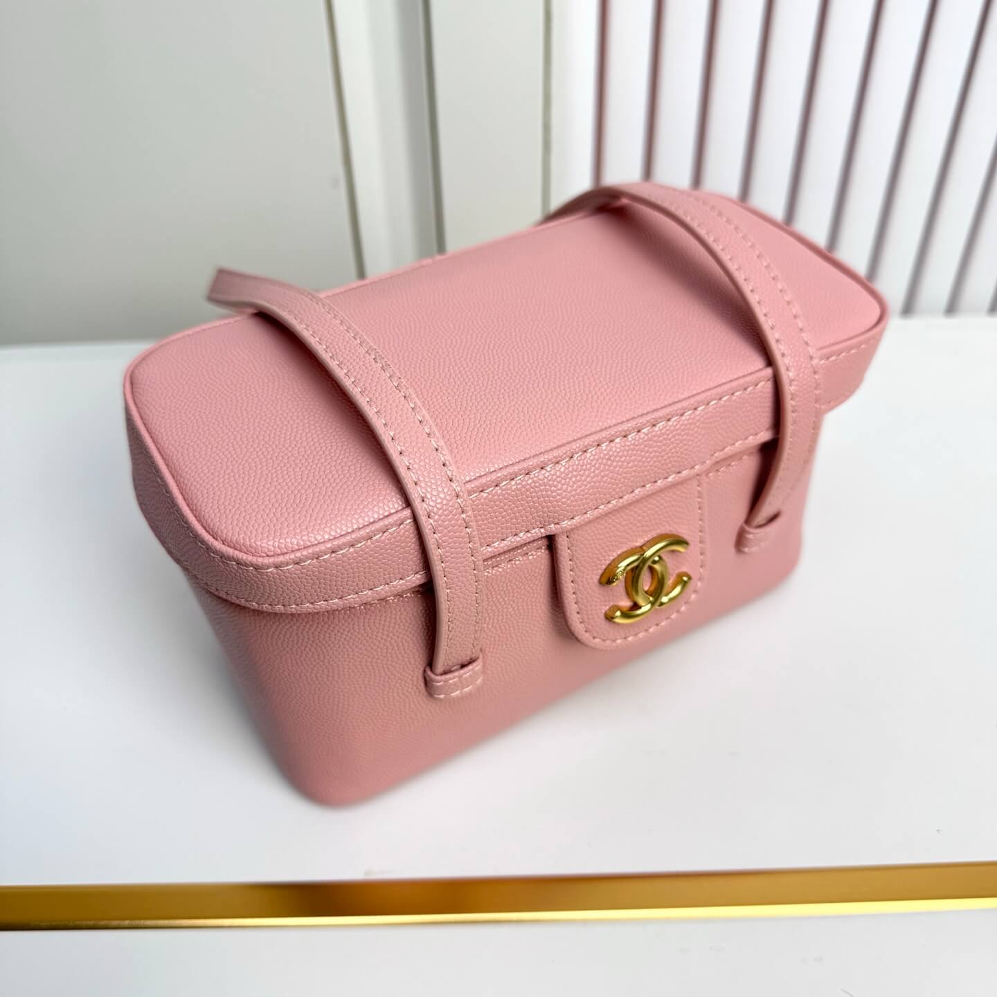 Chanel Small Vanity Case with Top Handle Pink Caviar Leather - Image 6