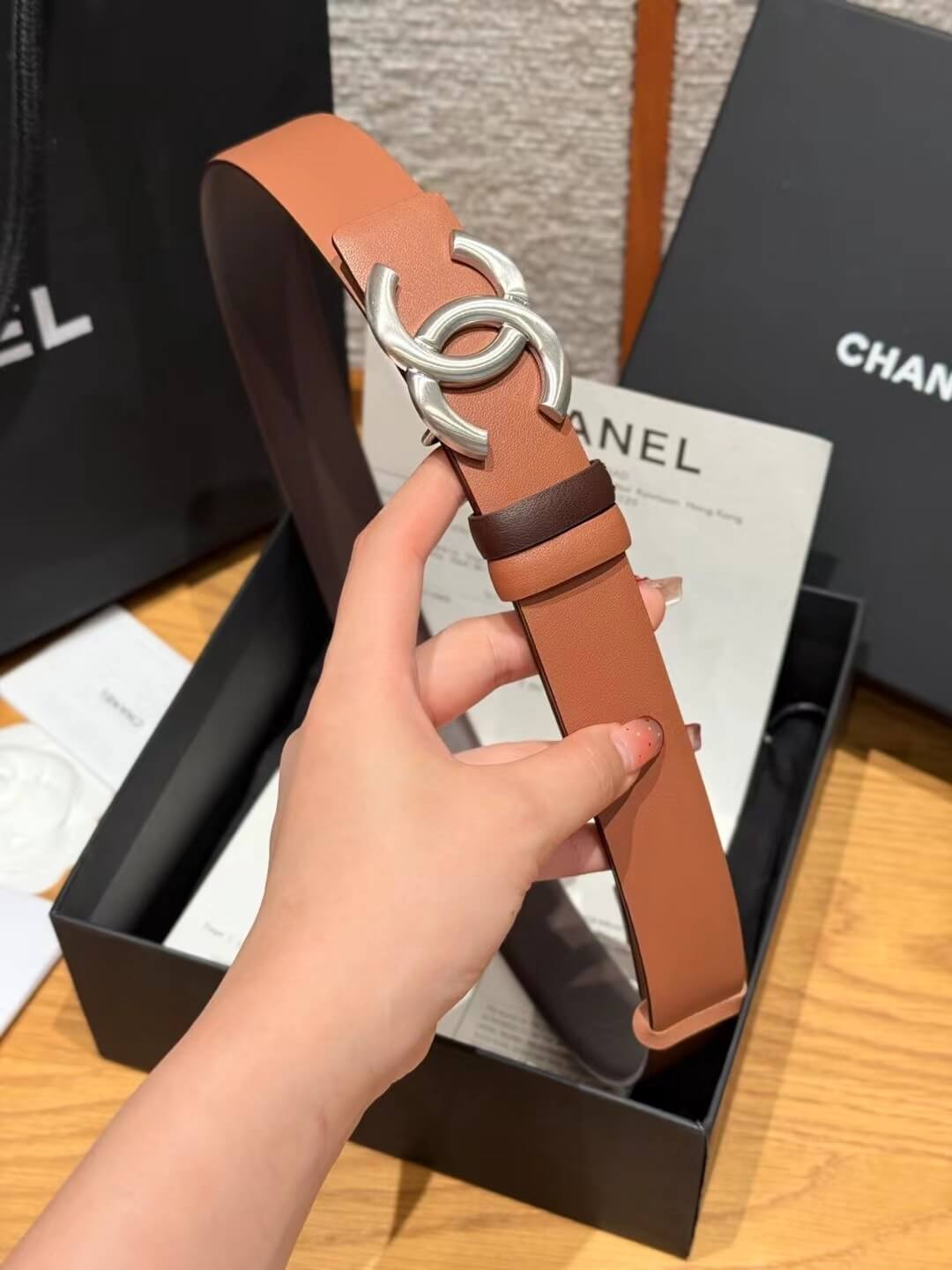 Chanel Tan Calfskin Leather Belt with Silver-Tone CC Buckle and Contrast Keeper. - Image 7