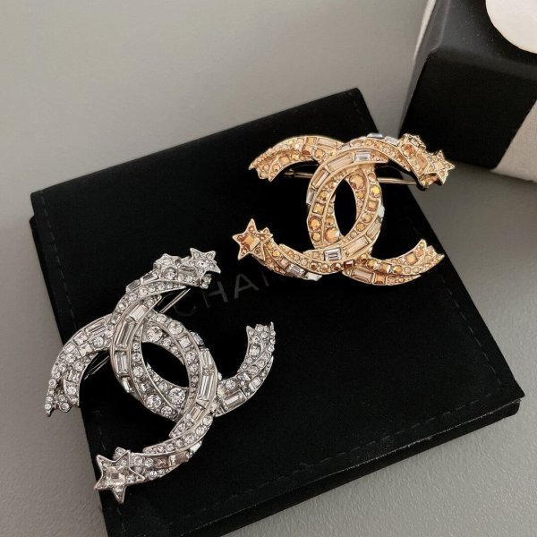 Chanel CC Comet Star Brooch Set in Gold & Silver with Crystal Detailing