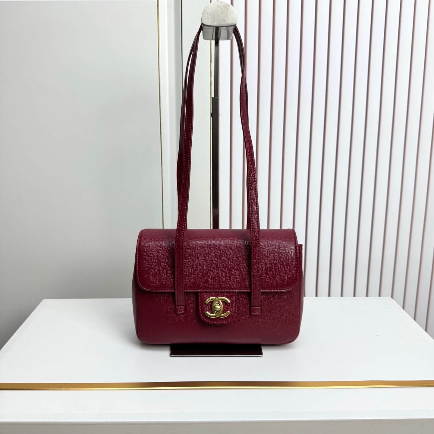 Chanel White Quilted Lambskin Medium CC Delivery Tote Bag (Gold Hardware)