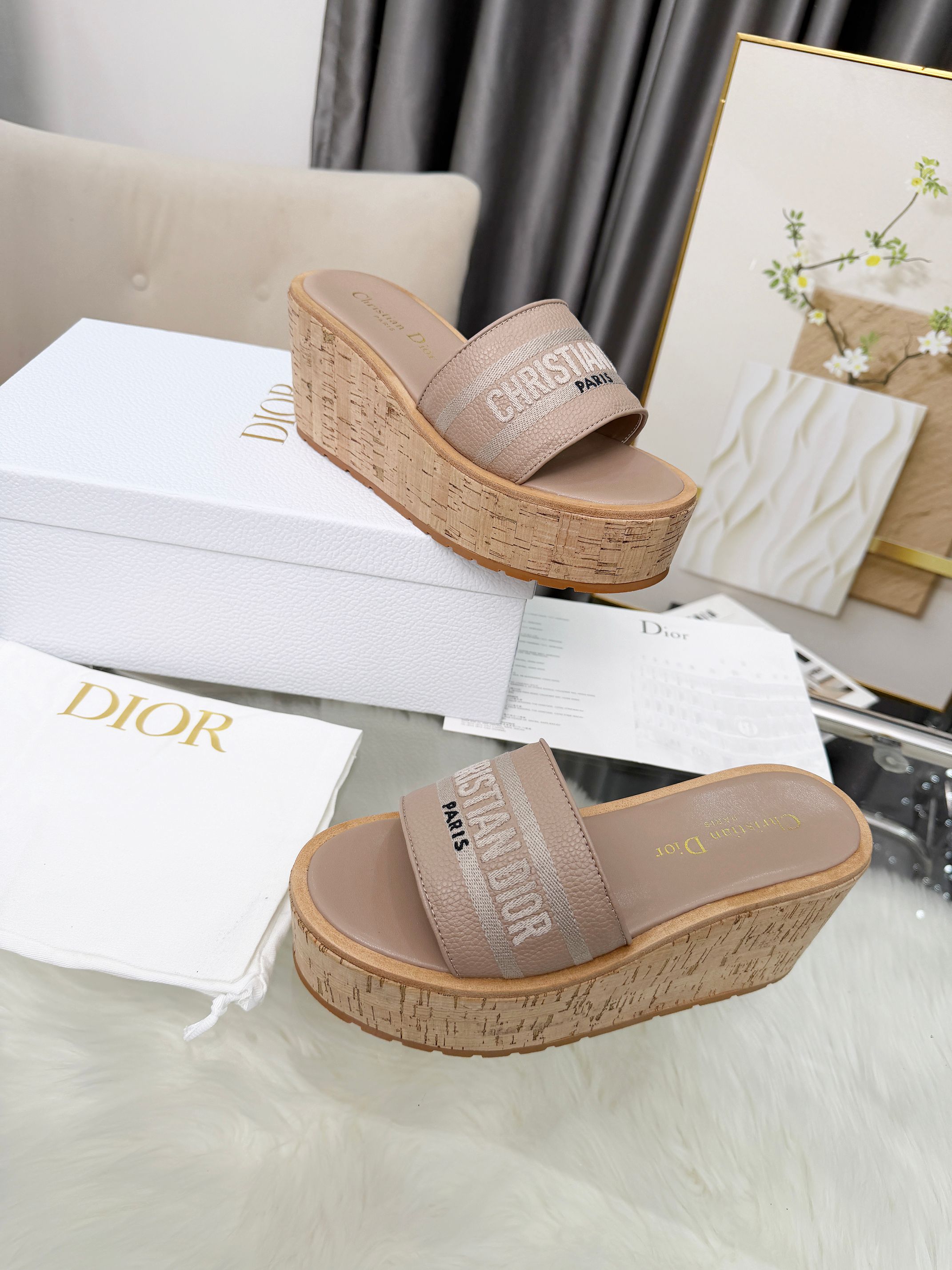 Dior Beige Dway Platform Slides