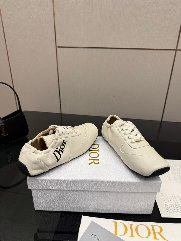 Dior Ivory Leather Elastic Collar Low-Top Sneakers