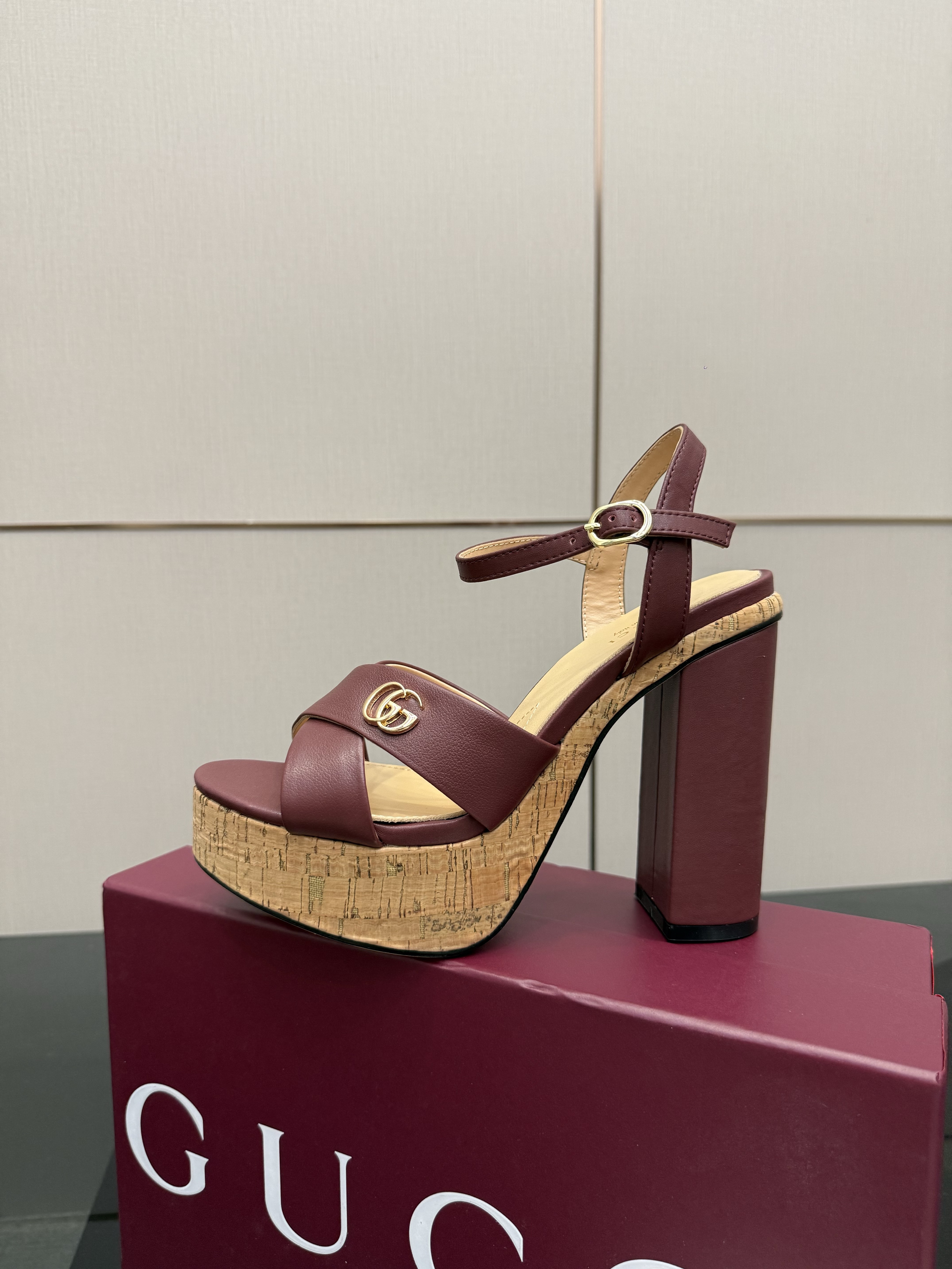 Gucci Burgundy Leather Cork Platform Block Heel Sandals - Image 7