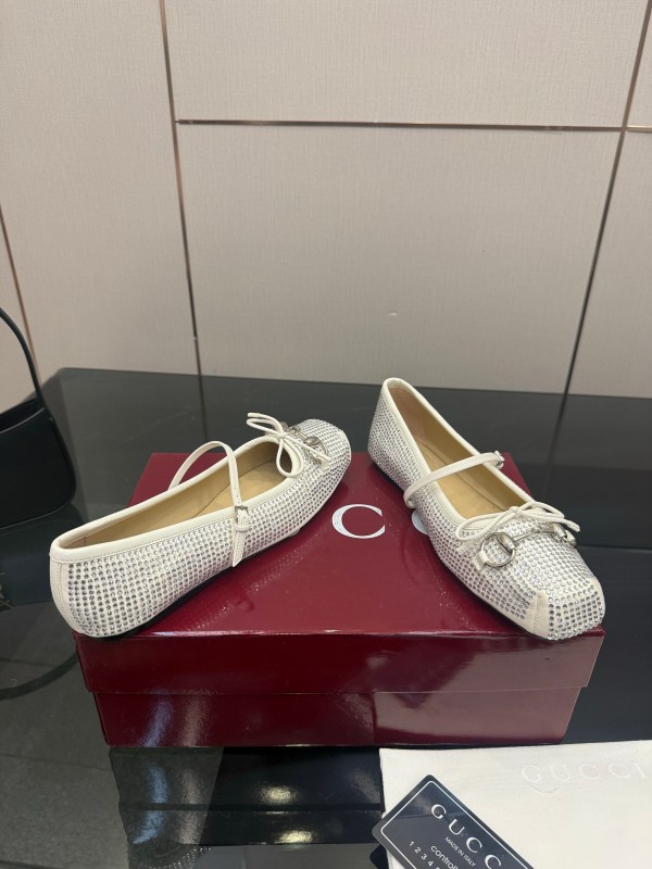 Gucci White Crystal Horsebit Ballet Flats