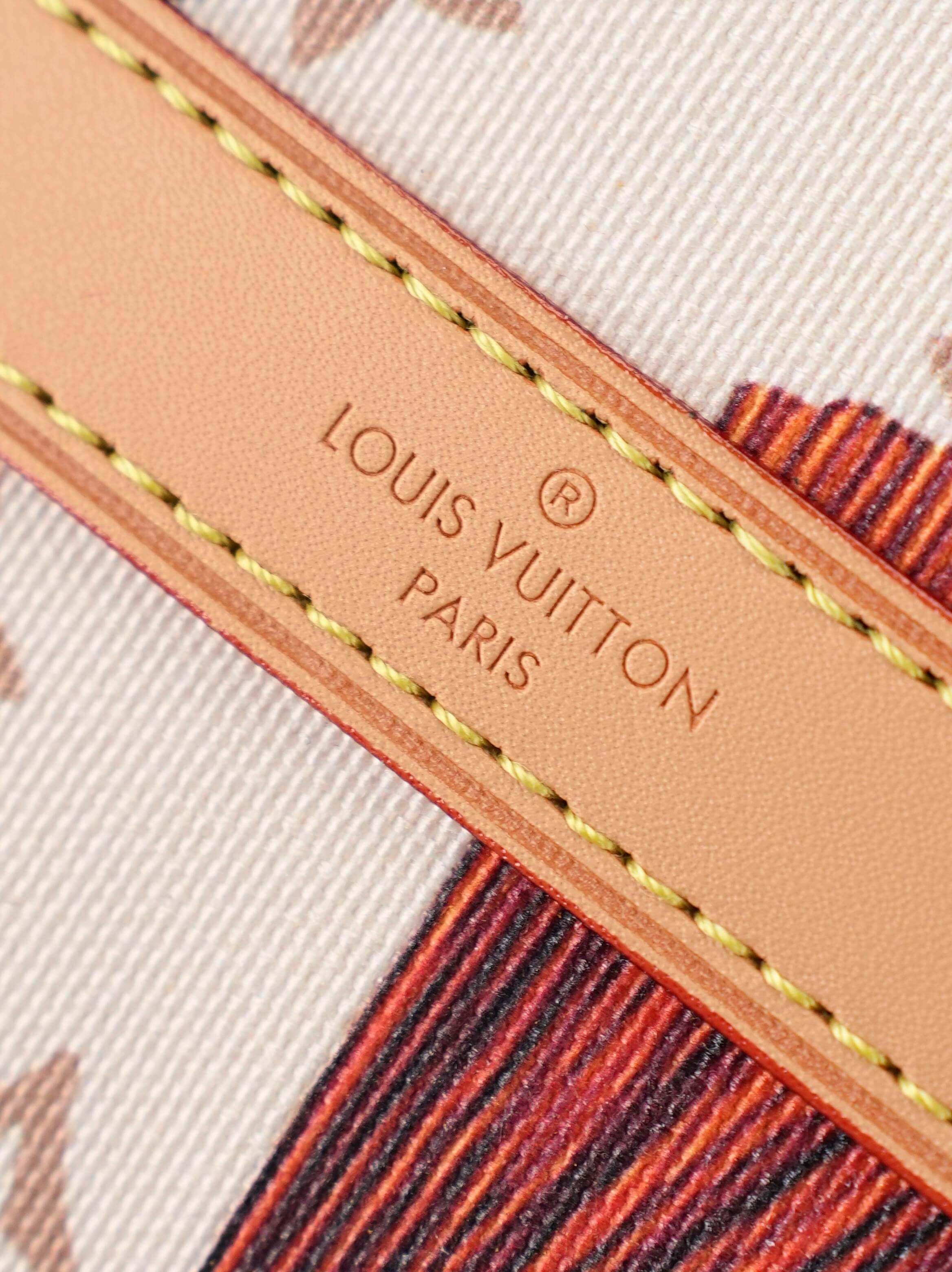 Louis Vuitton Keepall Style Travel Bag Cream Monogram Heritage Print - Image 5