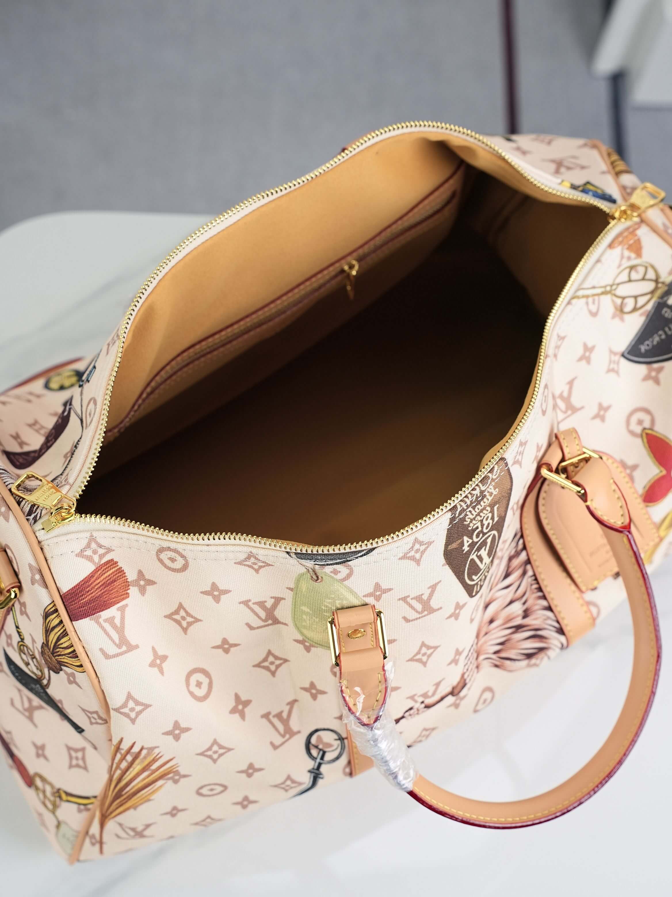 Louis Vuitton Keepall Style Travel Bag Cream Monogram Heritage Print - Image 8