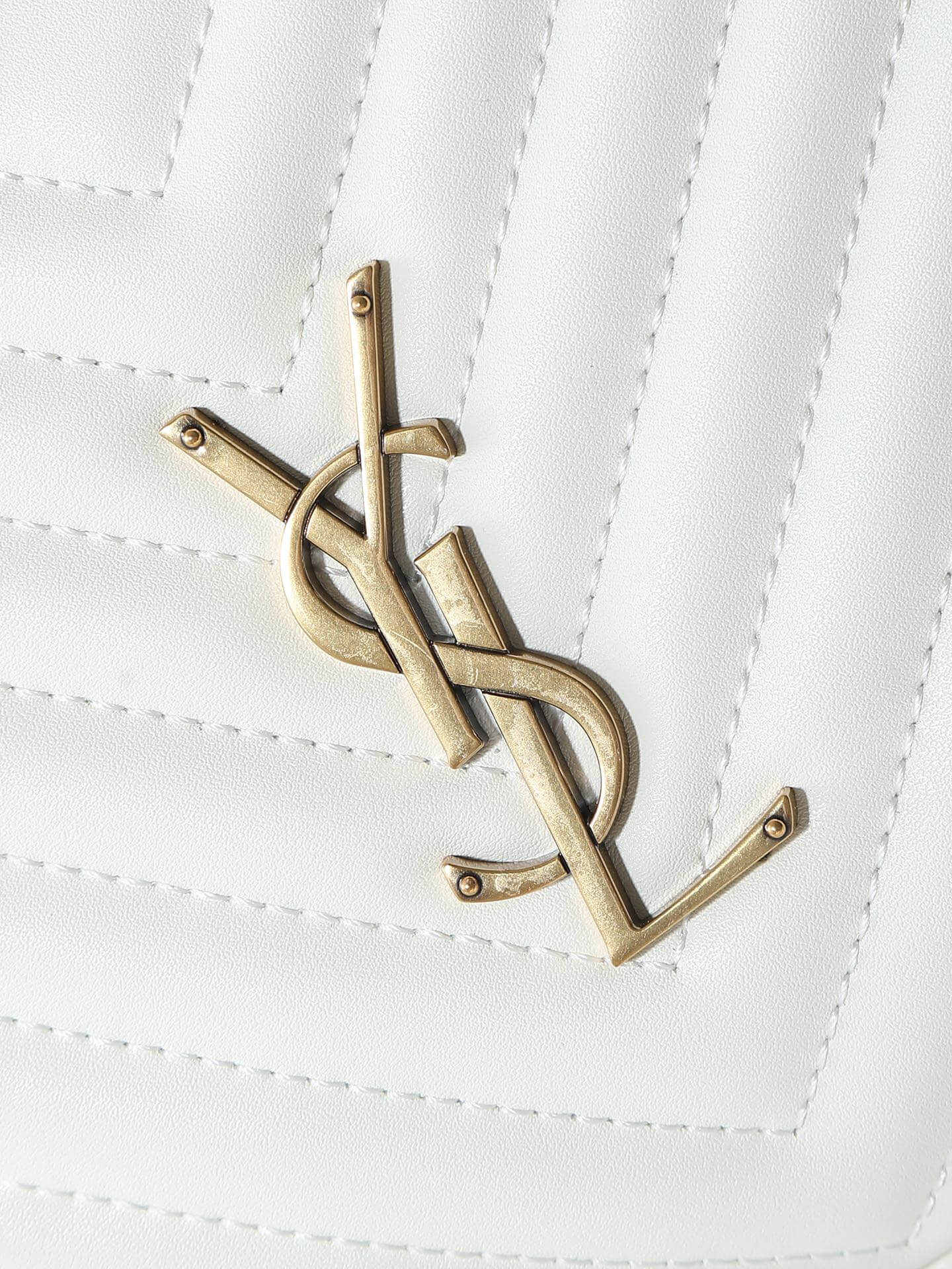 Saint Laurent Lou Medium Camera Bag White Quilted Leather - Image 3