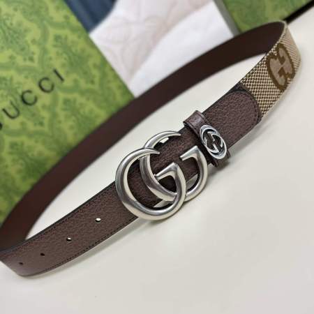 Gucci Reversible Belt in Jumbo GG Canvas and Brown Leather with Double G Buckle - Image 3