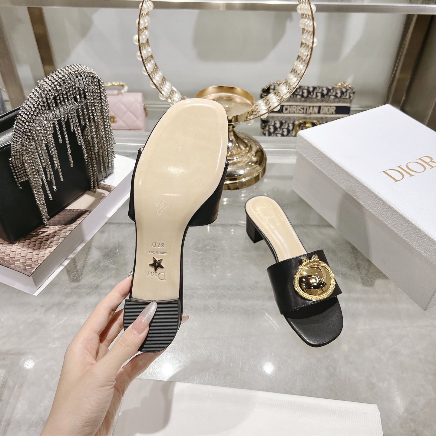 Dior Black Médaillon Buckle Heel Slide - Image 9