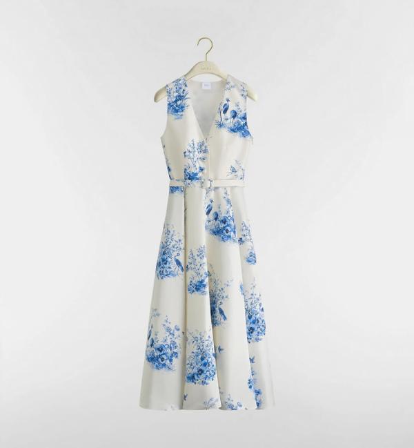 Dior Toile de Jouy Voyage Sleeveless Mid-Length Belted Dress in White and Blue Silk and Cotton Poplin.