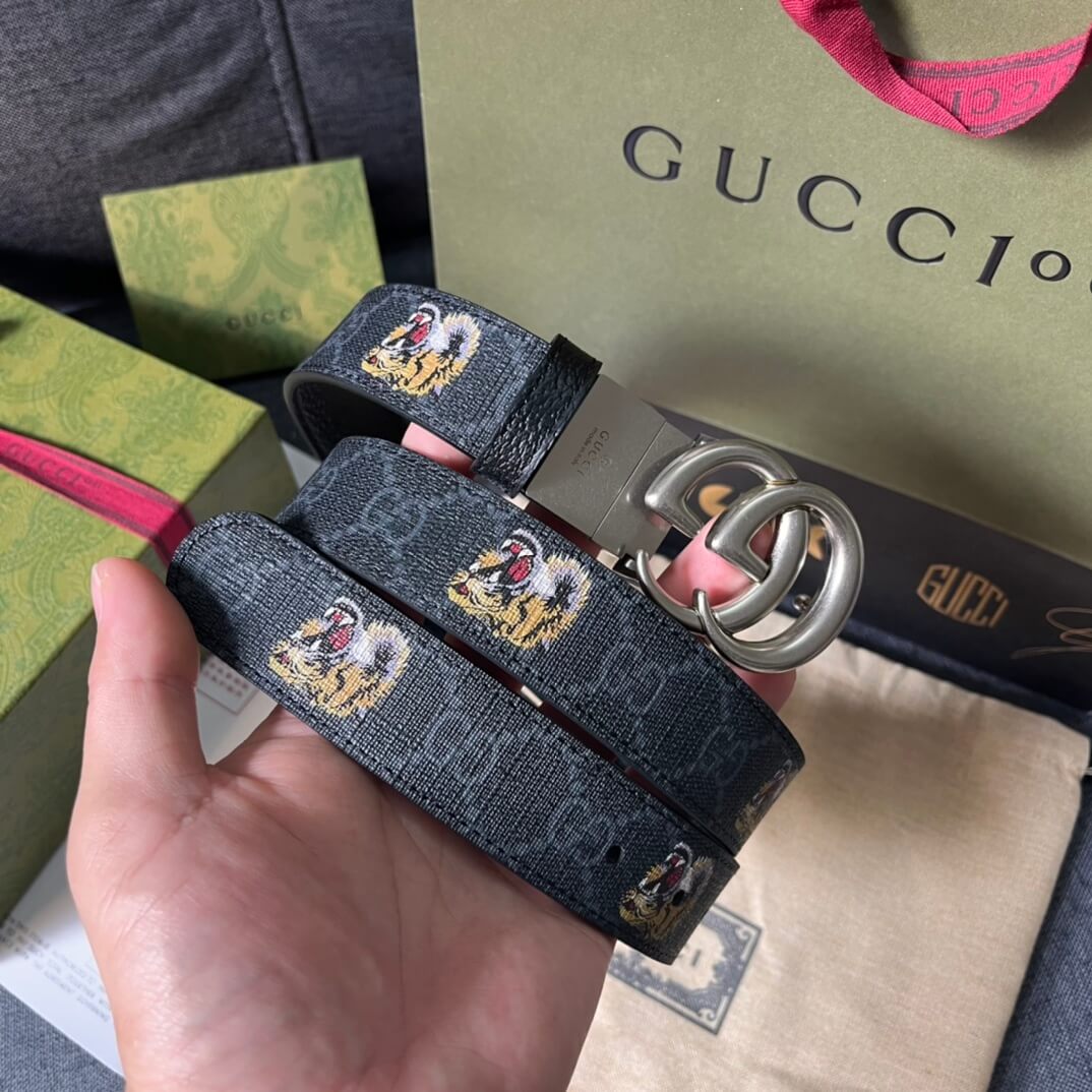 Gucci GG Supreme Tiger Print Reversible Belt – Iconic Fashion Accessory