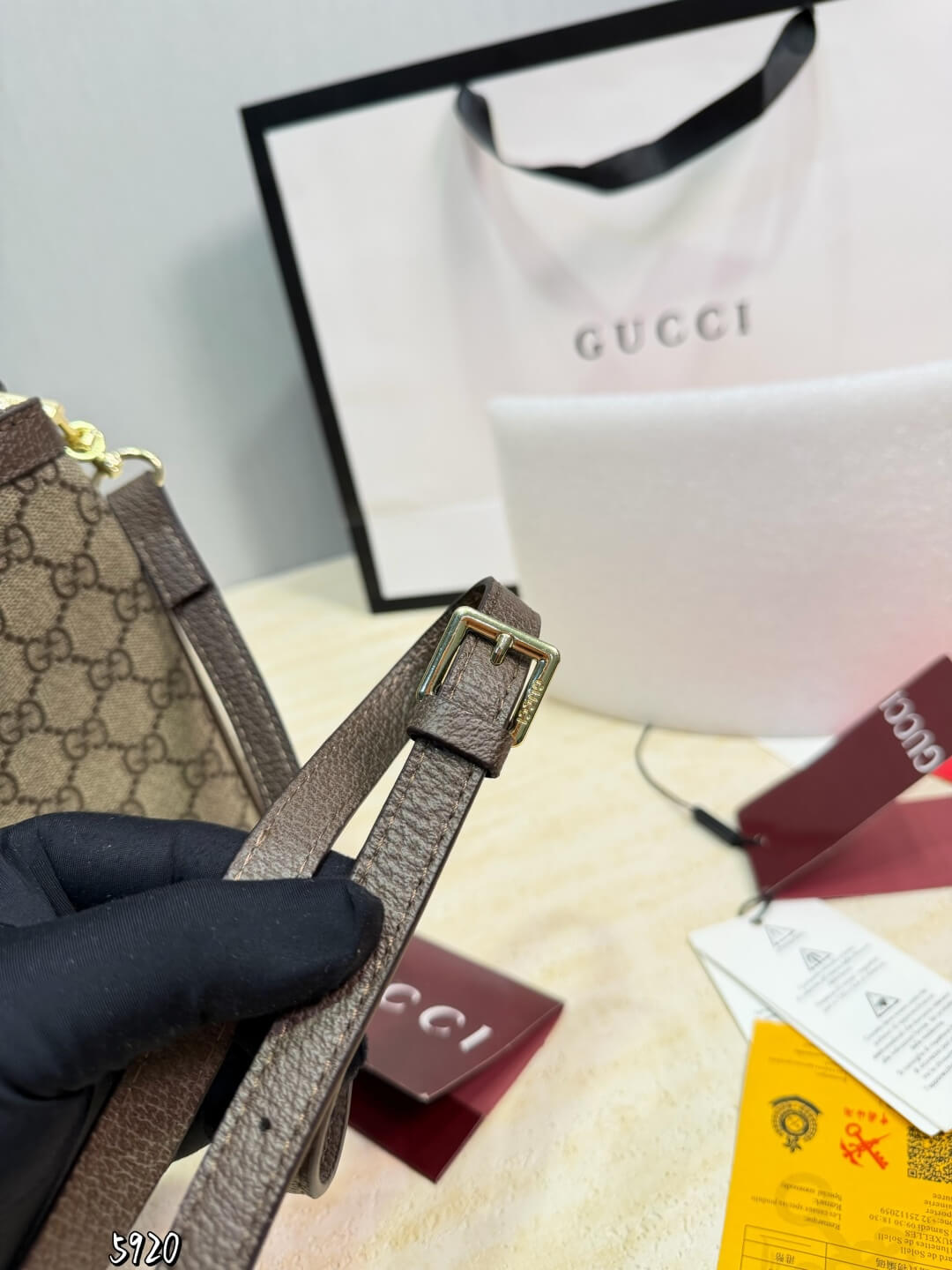 Gucci Ophidia GG Medium Tote Bag with Web Stripe and Shoulder Strap. - Image 2