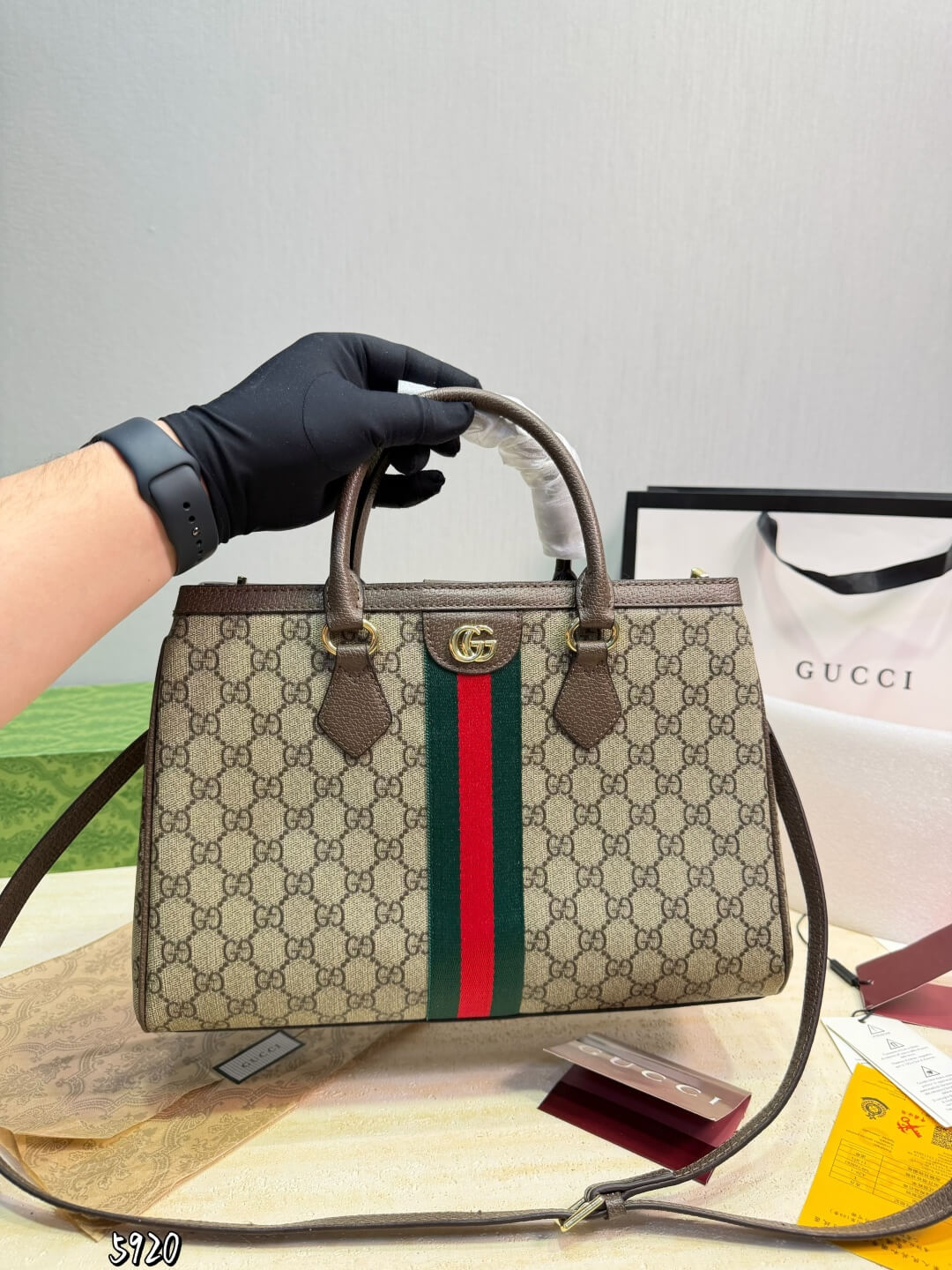 Gucci Ophidia GG Medium Tote Bag with Web Stripe and Shoulder Strap. - Image 4