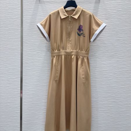 Louis Vuitton Embroidered Floral Short-Sleeve Zip-Up Midi Dress