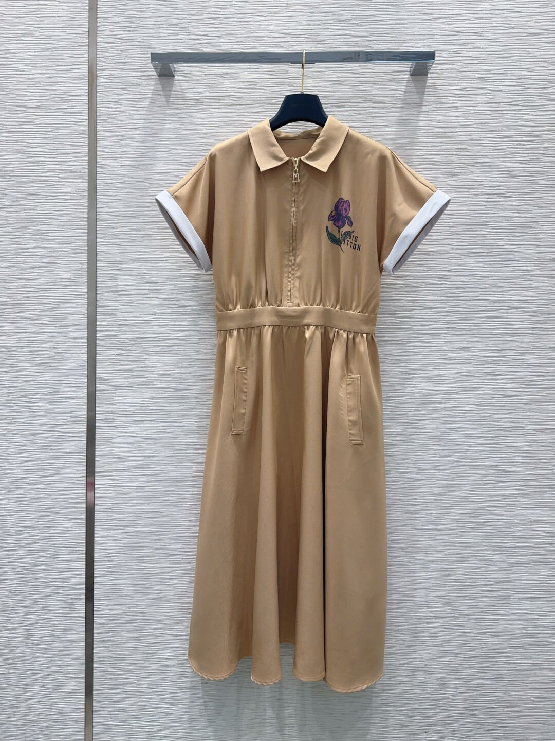 Louis Vuitton Embroidered Floral Short-Sleeve Zip-Up Midi Dress