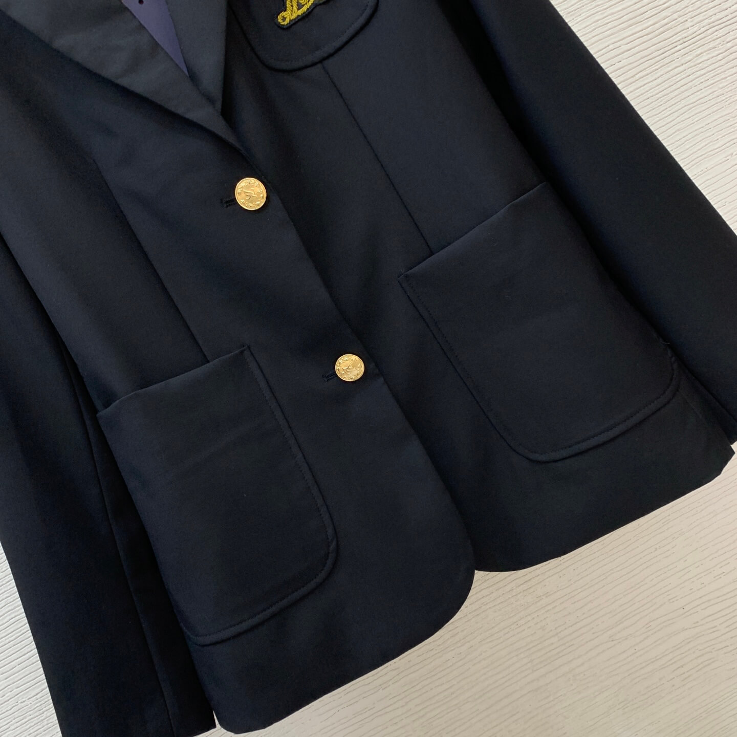 Louis Vuitton Embroidered LV Patch Blazer with Monogram Lining - Image 3